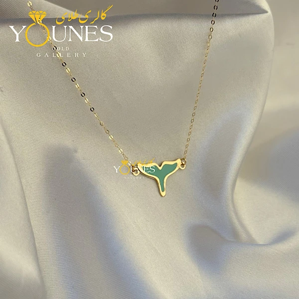 تصویر دوم گردنبند میناکاری دم وال سبز آبی طلا